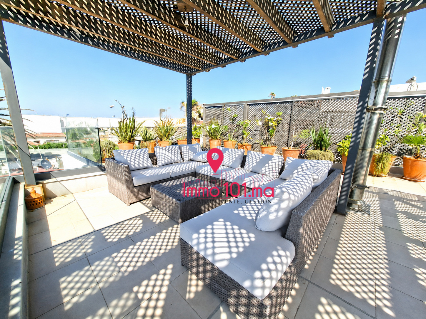 Location villa meublée avec vue sur mer à Harhoura ZLLVM2470